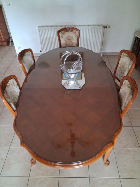 Table avec 6 chaises 110 Liverdun (54)