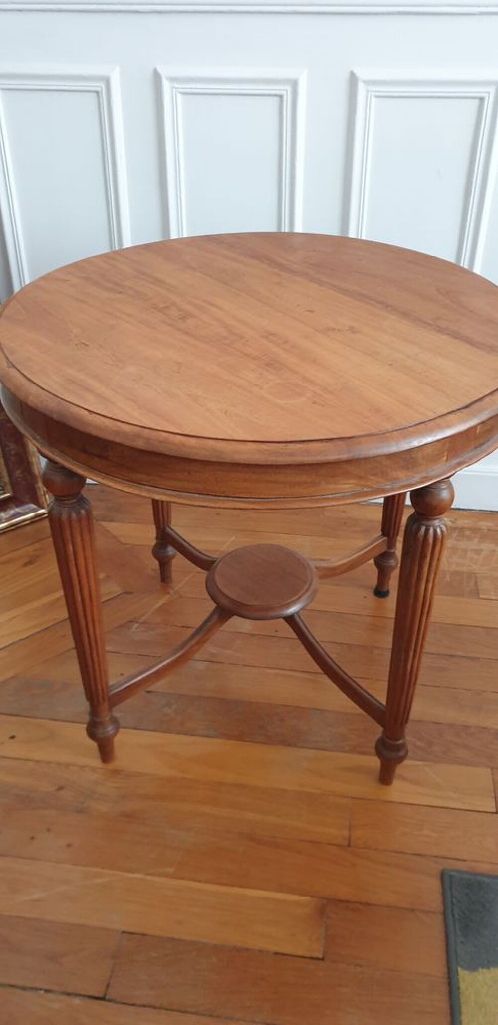 Table ronde en teck massif Meubles