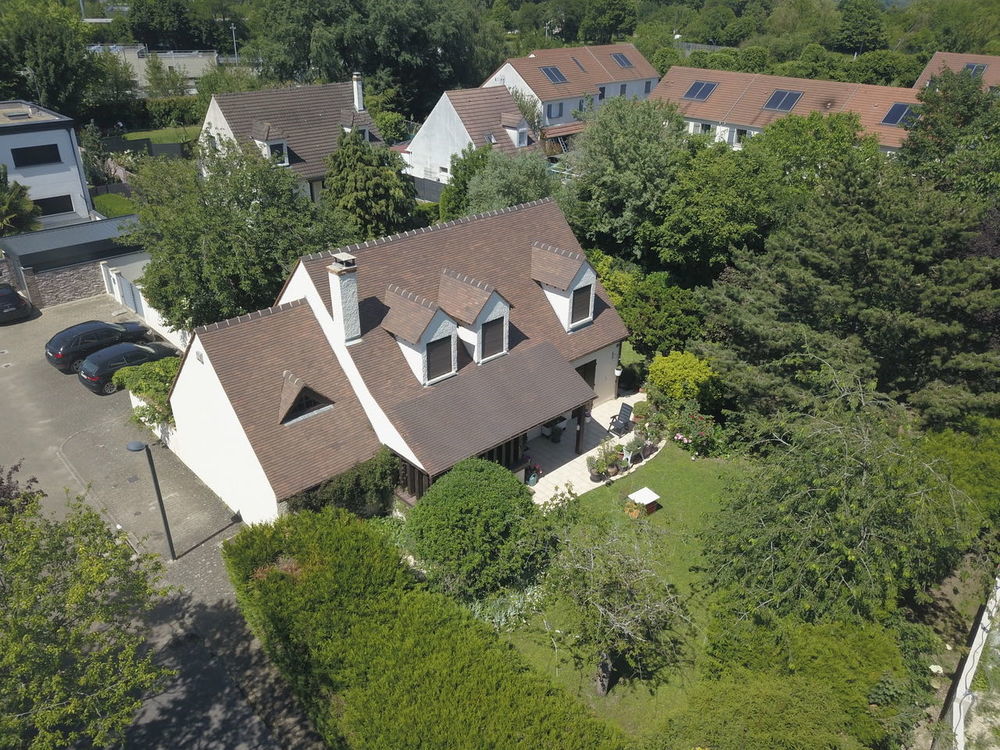 Maison 5 pièces 136 m² · à Collégien · 136 m² · 520 000 €