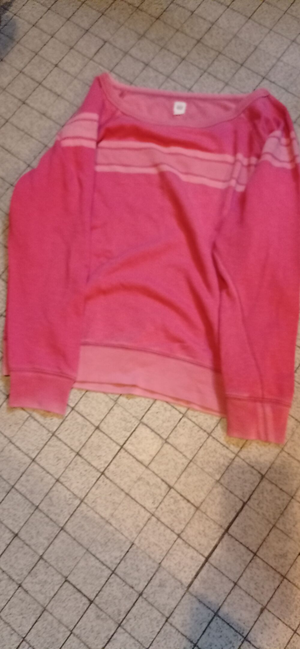 pull pour homme ou femme Vêtements