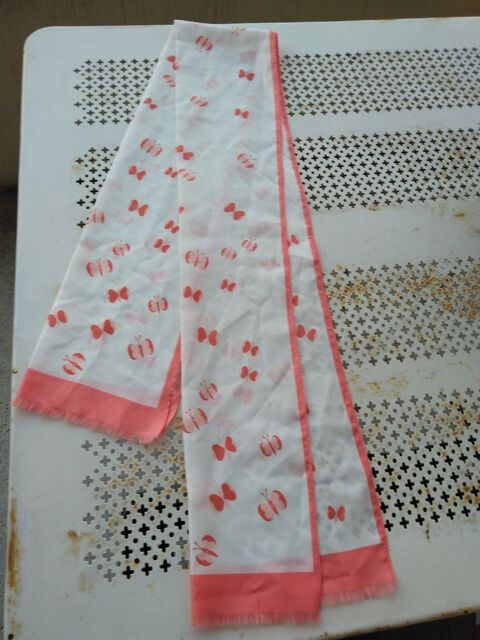 Echarpe fleurie 13 Mont�limar (26)