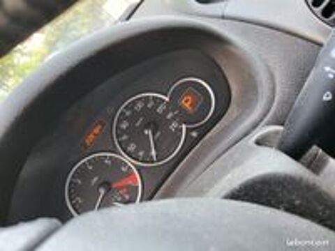 206 1.4e 75ch Urban (5 CV) 2005 occasion 54170 Allain