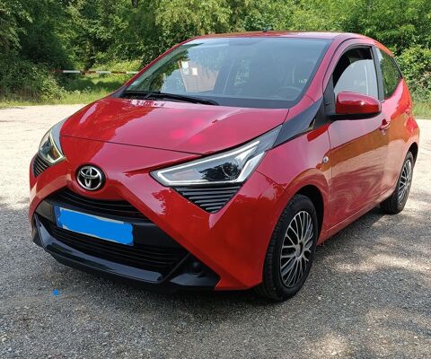 Toyota aygo 1.0 VVT-i x-play x-app