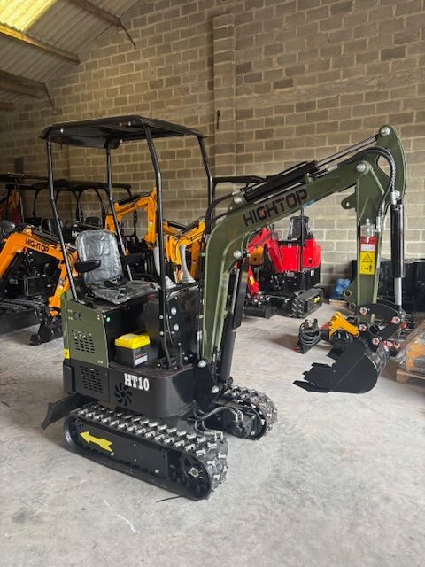 MINI PELLE NEUVE. 4600 Belley (01)