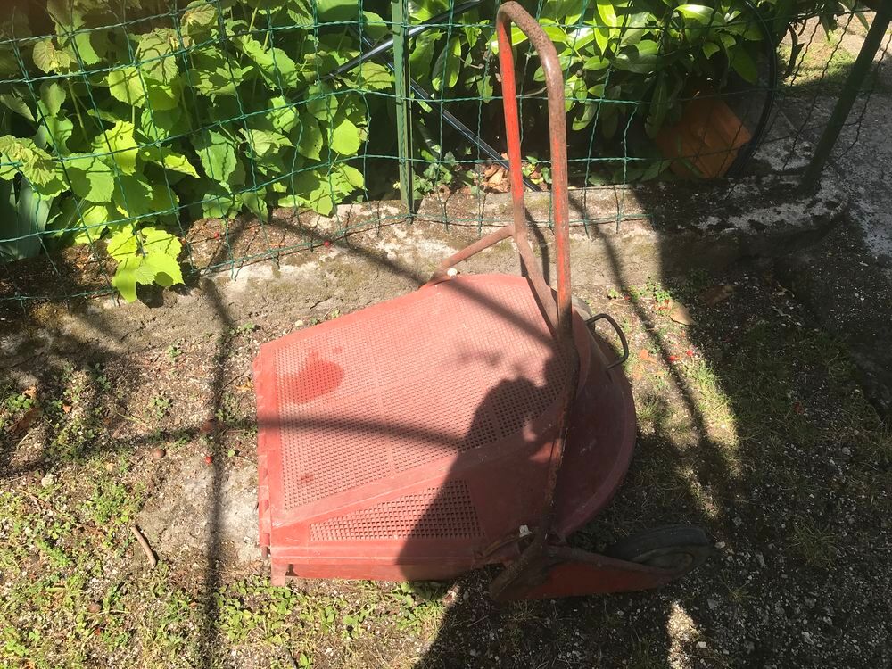 Tondeuse Wolf RT 56+ lot complet de pi&egrave;ces Jardin