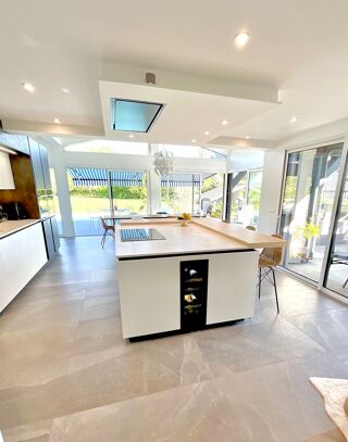  Maison à vendre 13 pièces 385 m²