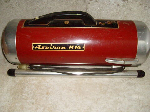 Aspirateur ancien vintage 80 Varades (44)