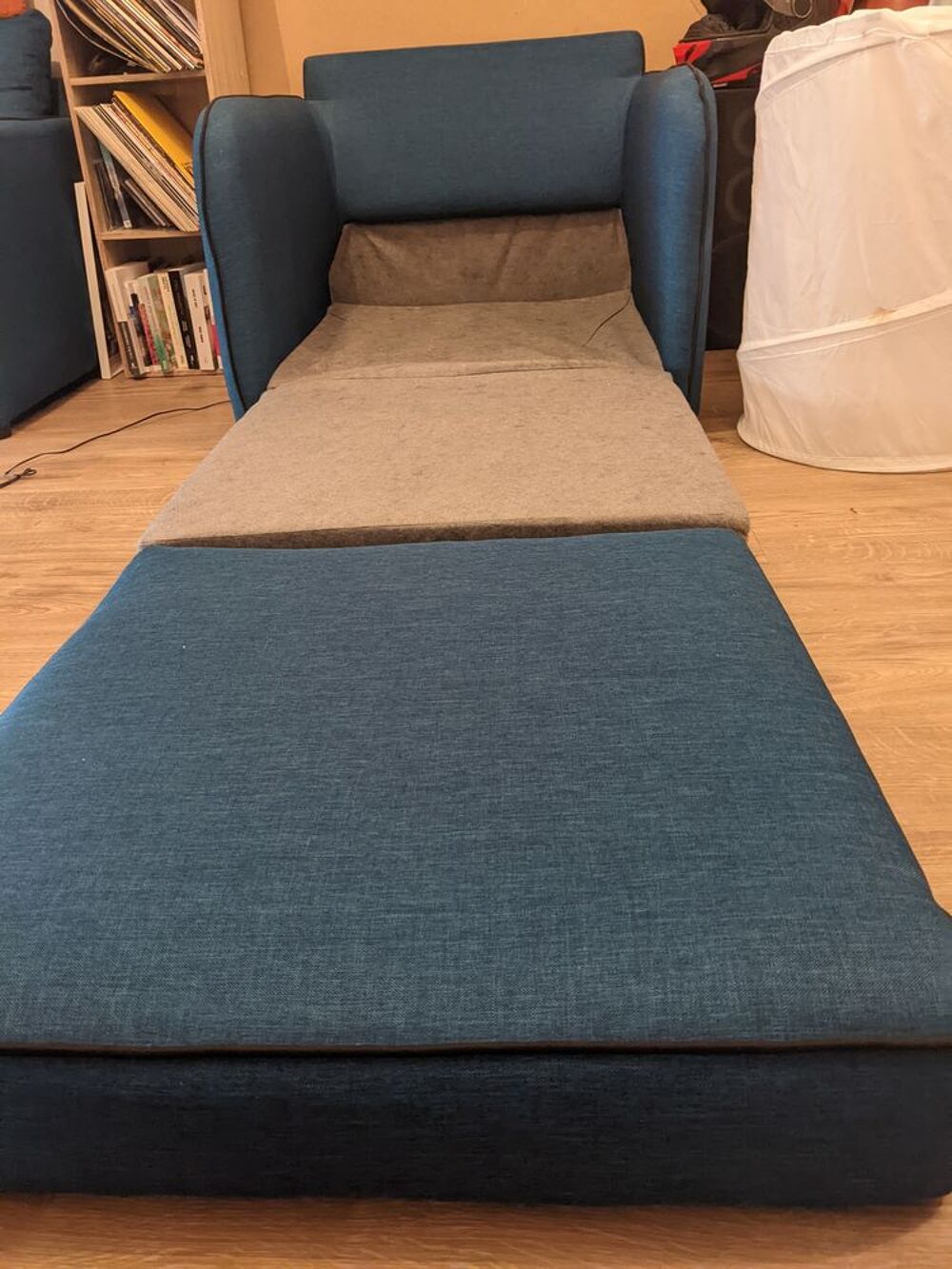 FAUTEUIL CONVERTIBLE Meubles