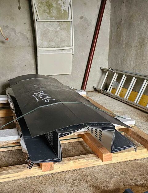 Faitage bac acier ventile anthracite 200 Cognac (16)