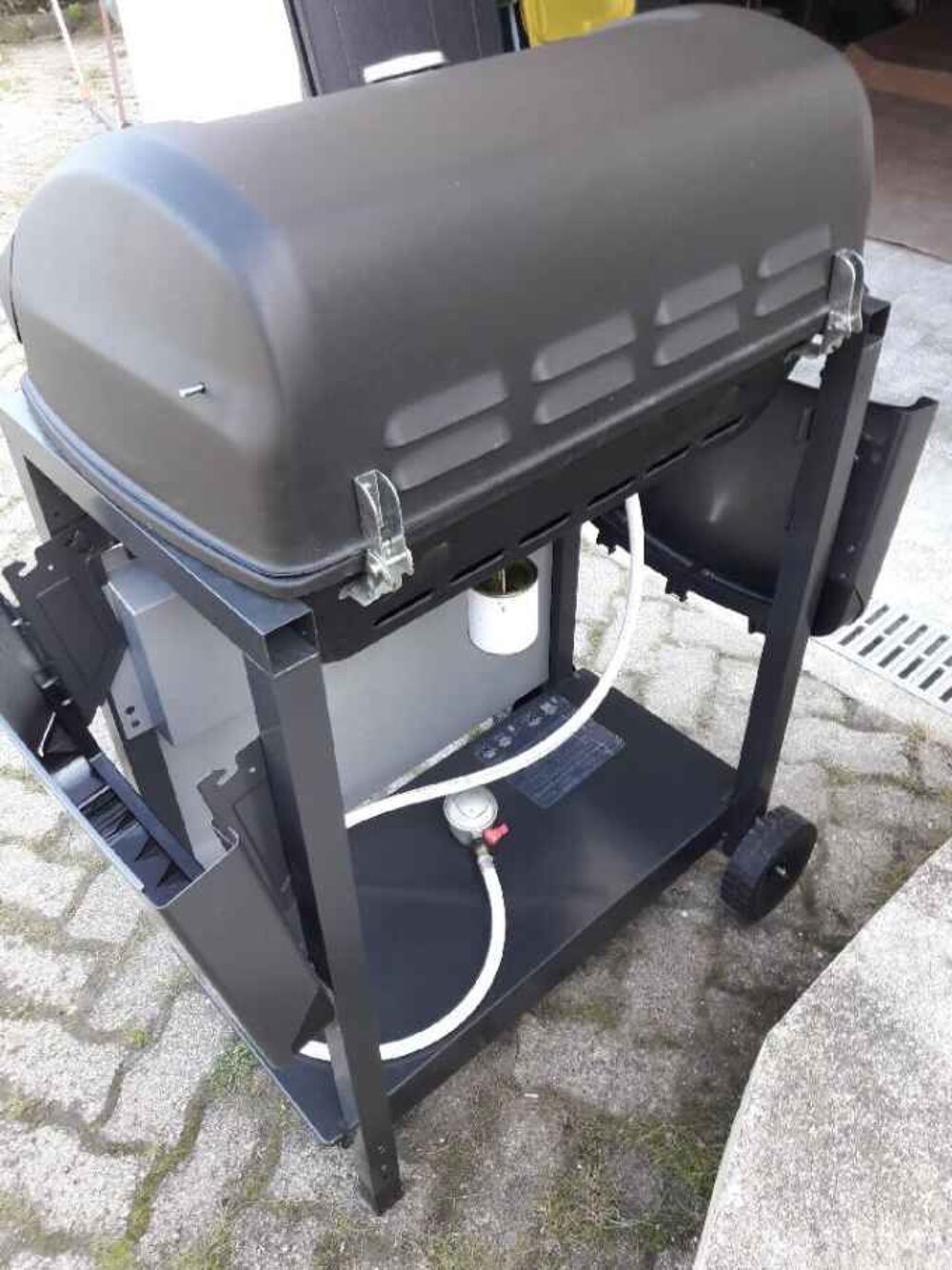 BARBECUE PLANCHA AU GAZ CAMPINGAZ Classic 2 LX Vario
Jardin