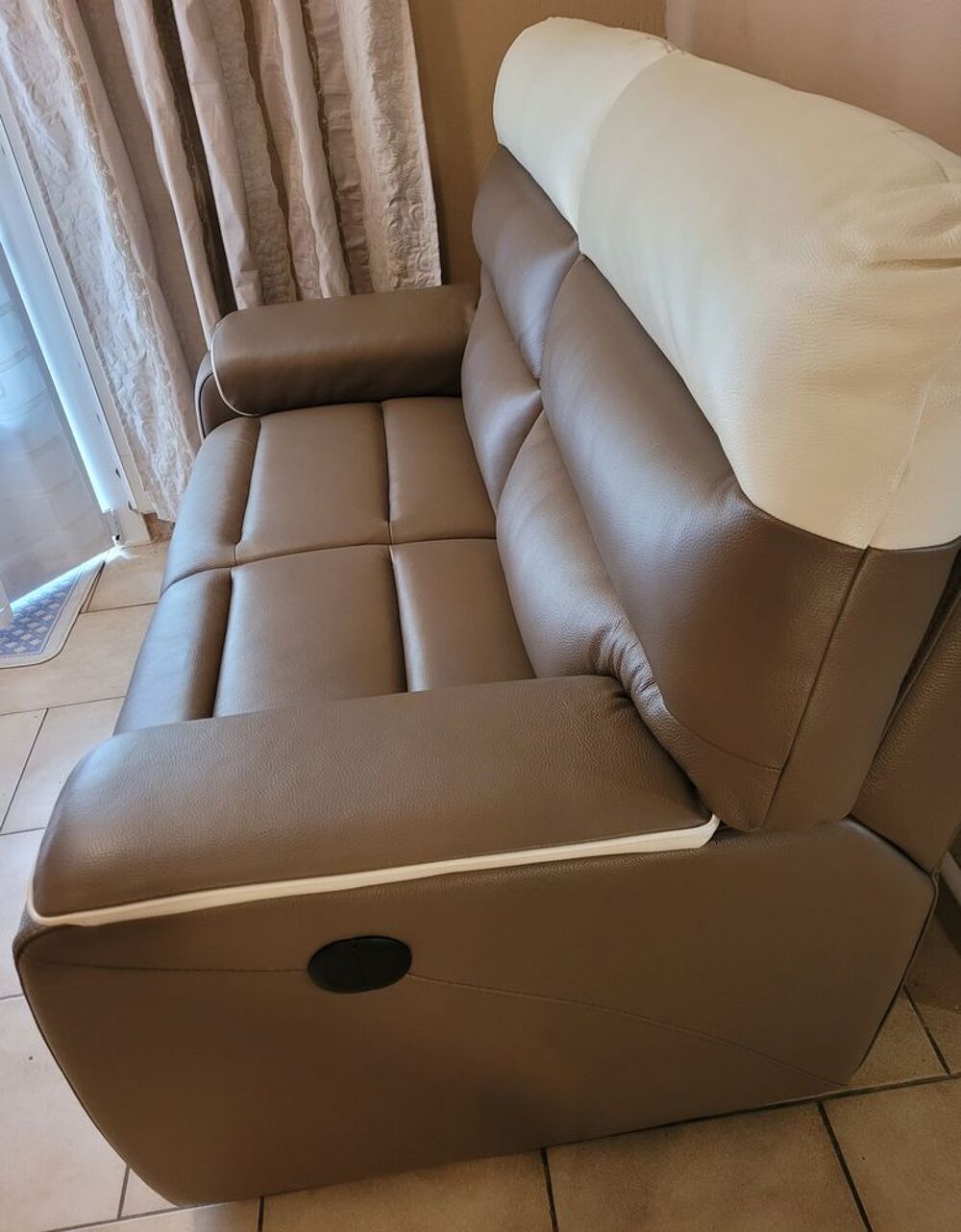 Canap&eacute; cuir Meubles