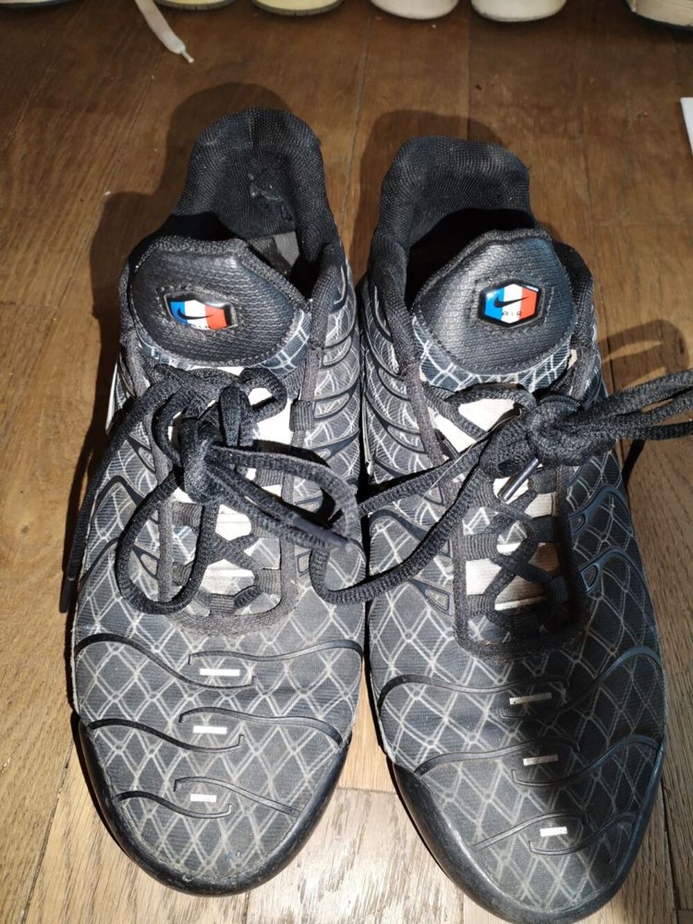 Basket nike tn (taille 43)
Chaussures