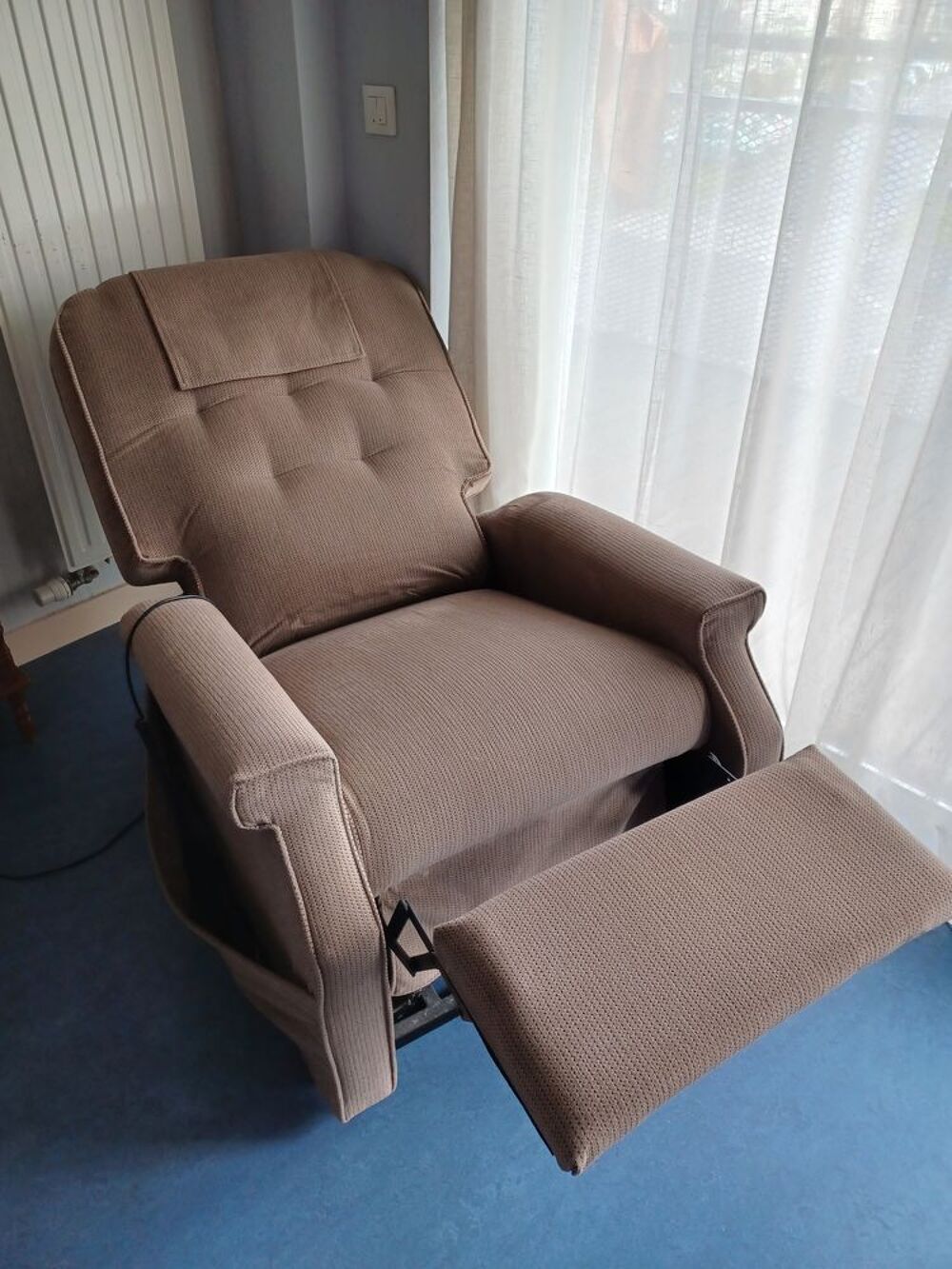 FAUTEUIL ELECTRIQUE Meubles