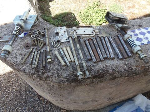 matériel quincailleries diverses pour portail suspendu 25 Castelnau-de-Lévis (81)