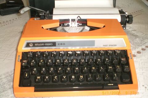 machine a écrire 20 Missy (14)