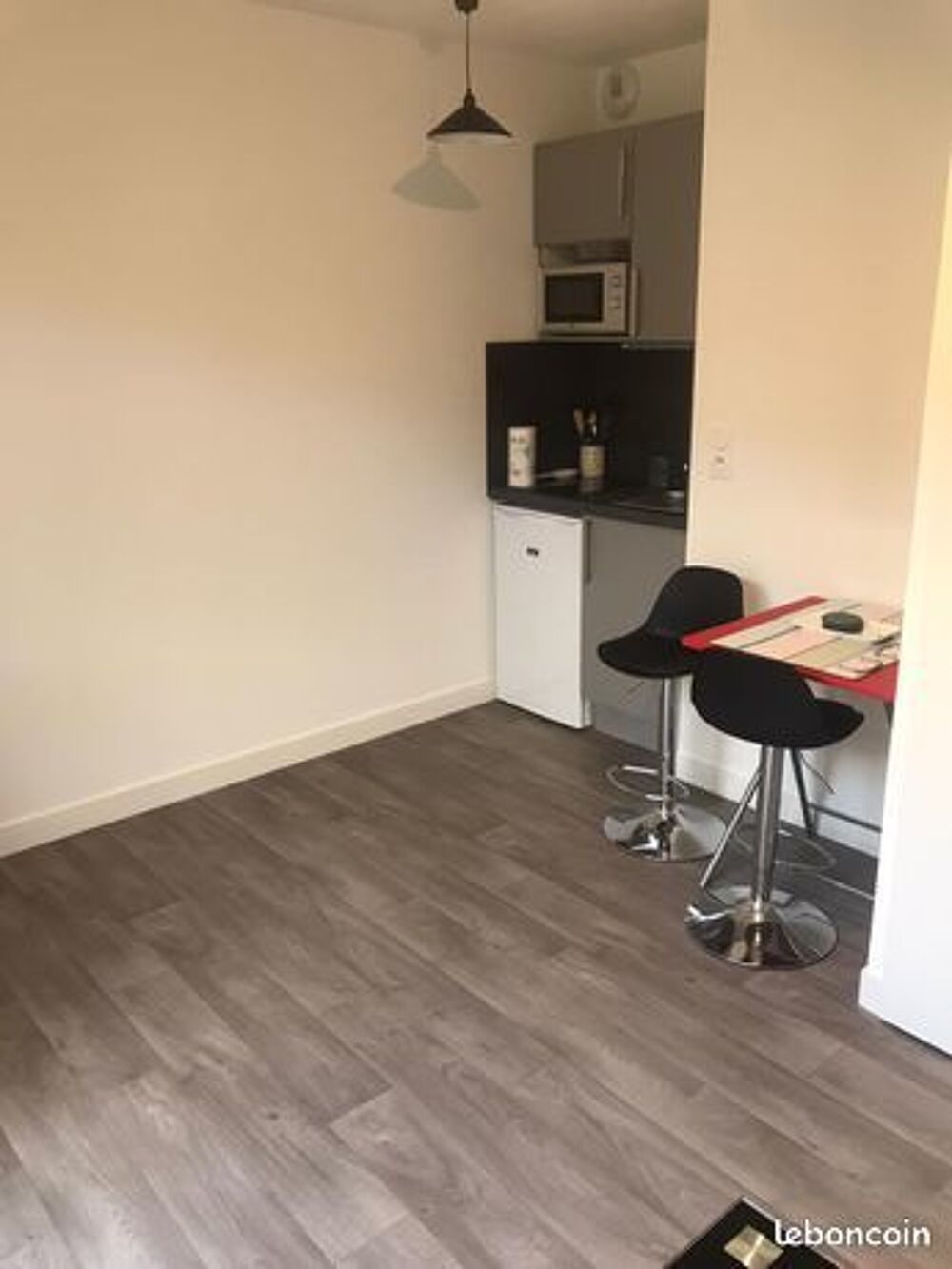 Location Appartement STUDIO MEUBLE Troyes
