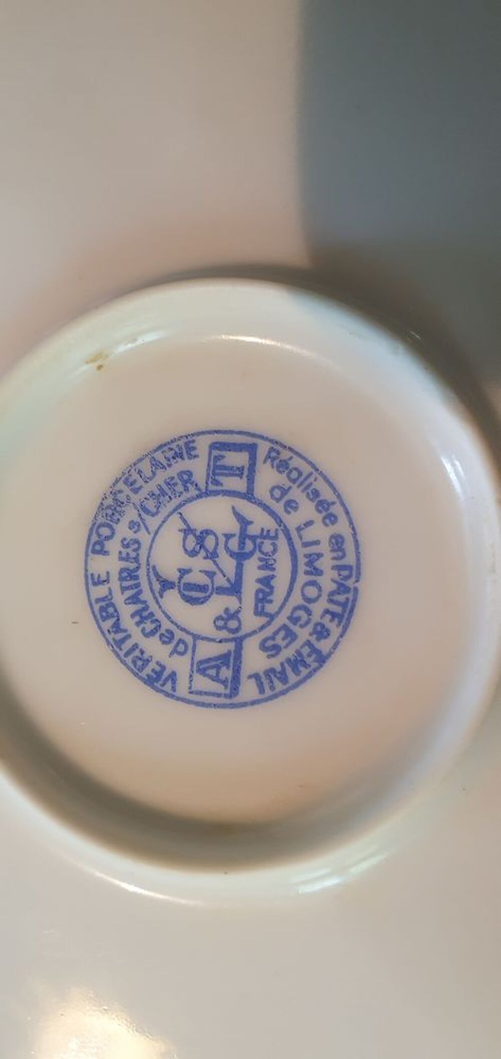SERVICE DE TABLE EN PORCELAINE De LIMOGES 1950 Electromnager