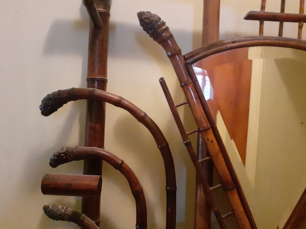 Porte manteau et porte parapluie ancien Meubles