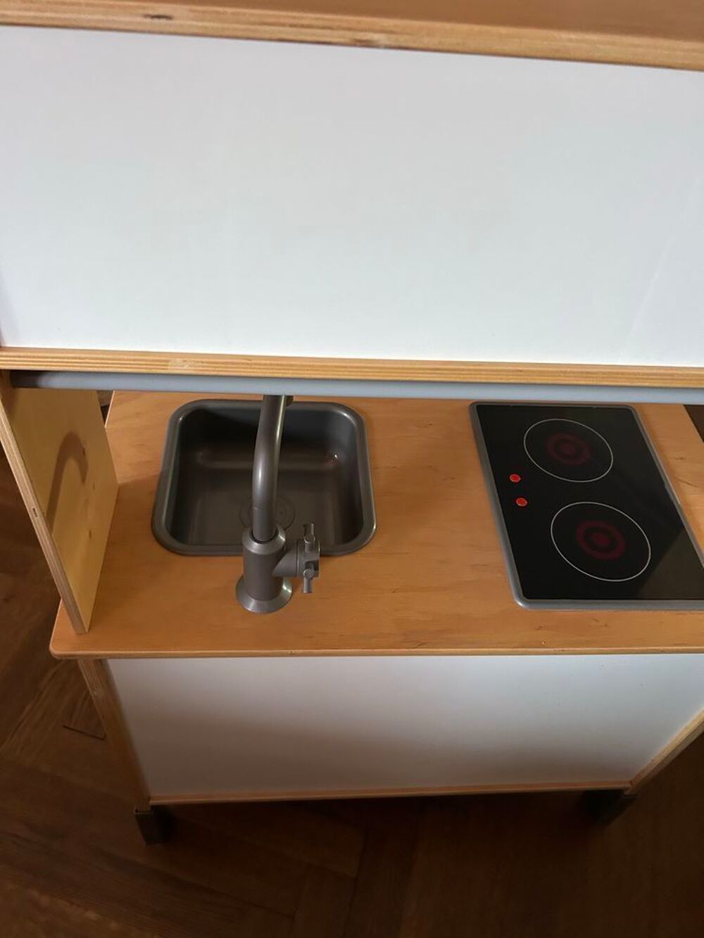 mini cuisine Duktig pour enfants de IKEA en bouleau id&eacute;al pour jouer aux top chefs dimensions hauteur 109 cm largeur 72 cm et profondeur 40 cm Jeux / jouets