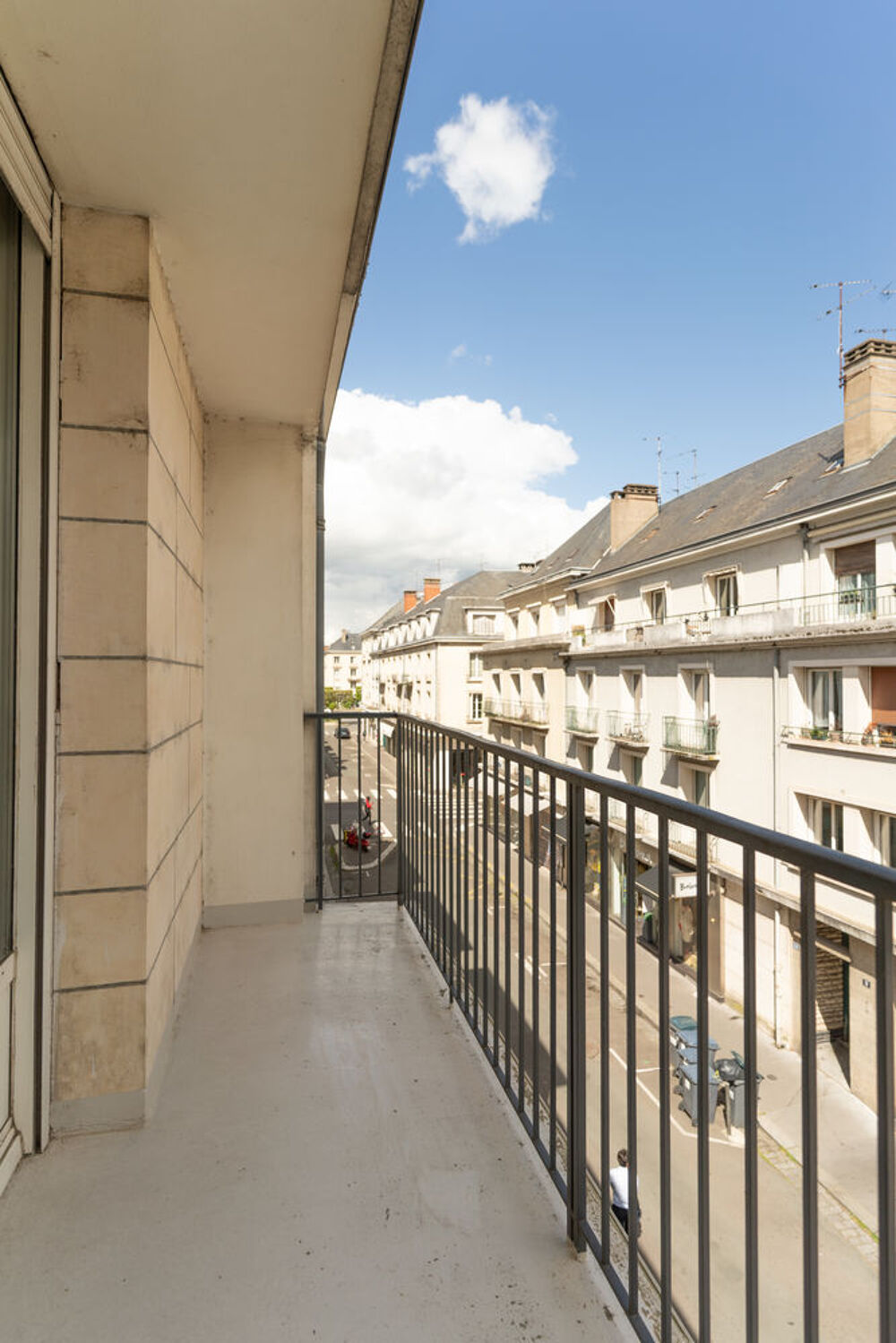 Vente Appartement RARE HYPER CENTRE – 100 m² avec parking privé, cave et 2 balcons Tours