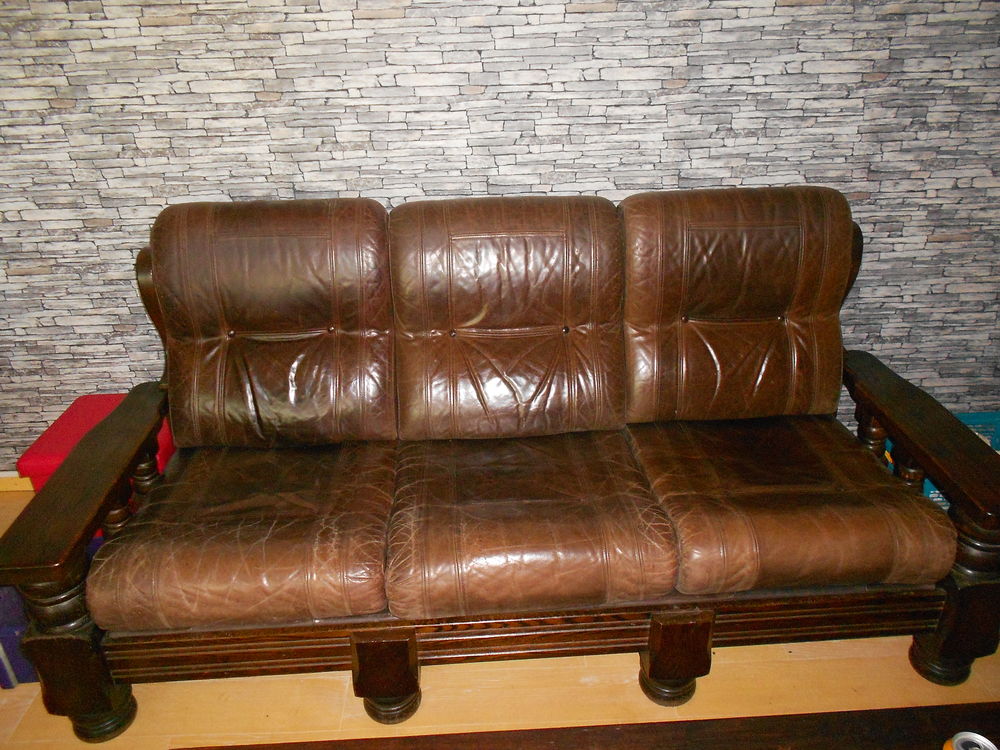 Salon cuir et bois, 3-2-1 Meubles