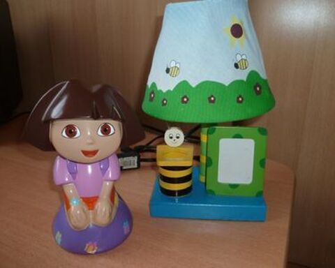 lampe de chevet maya l' abeille et autres décorations 15 Clisson (44)