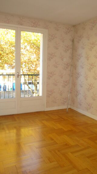  Appartement  louer 3 pices 75 m
