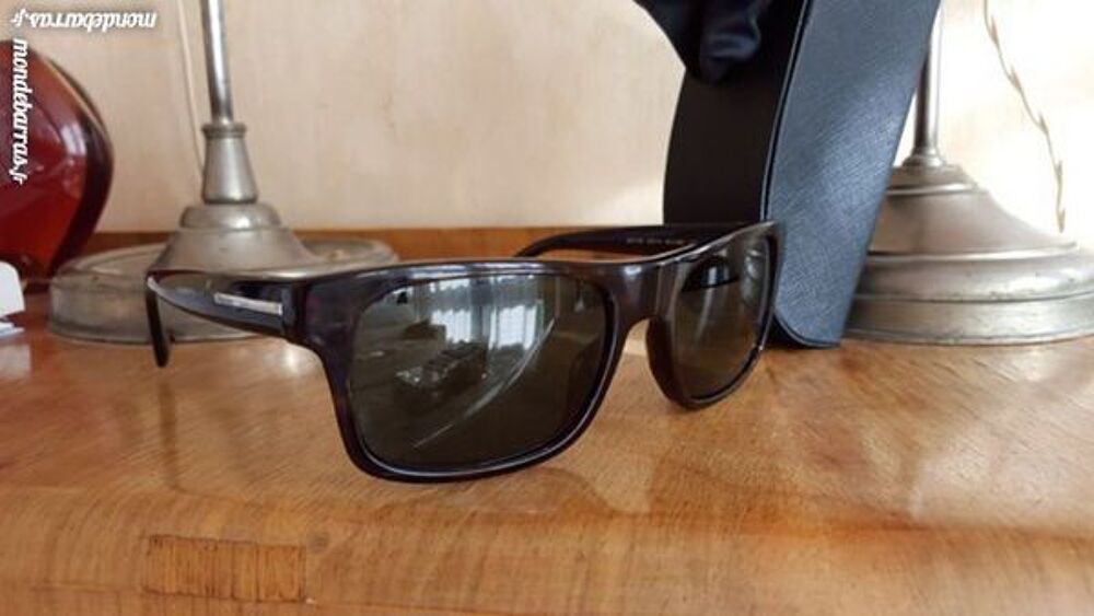 Lunettes de Soleil Prada Solaire Bijoux et montres