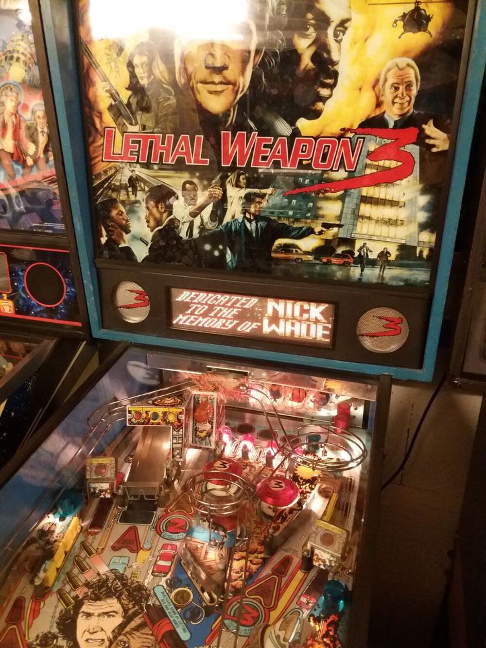 Collectionneur des sables d'Olonne recherche flipper de bar. Jeux / jouets