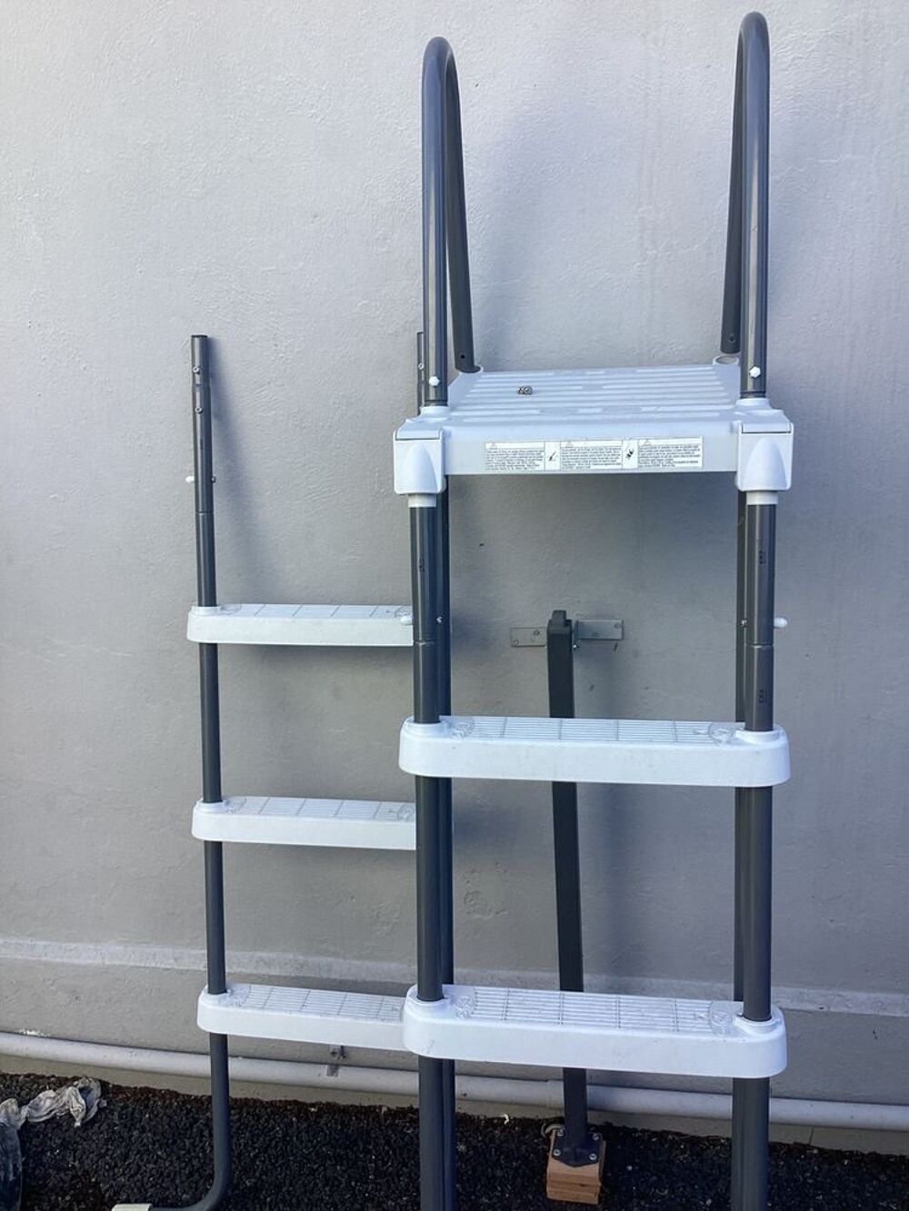 &eacute;chelle pour piscine de 1.20m de hauteur Jardin