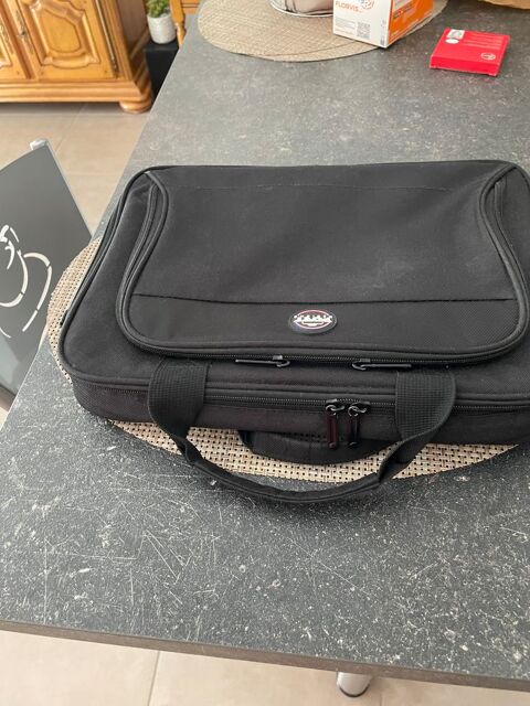 Sacoche ordinateur portable 15 Ch�tillon-sur-Chalaronne (01)