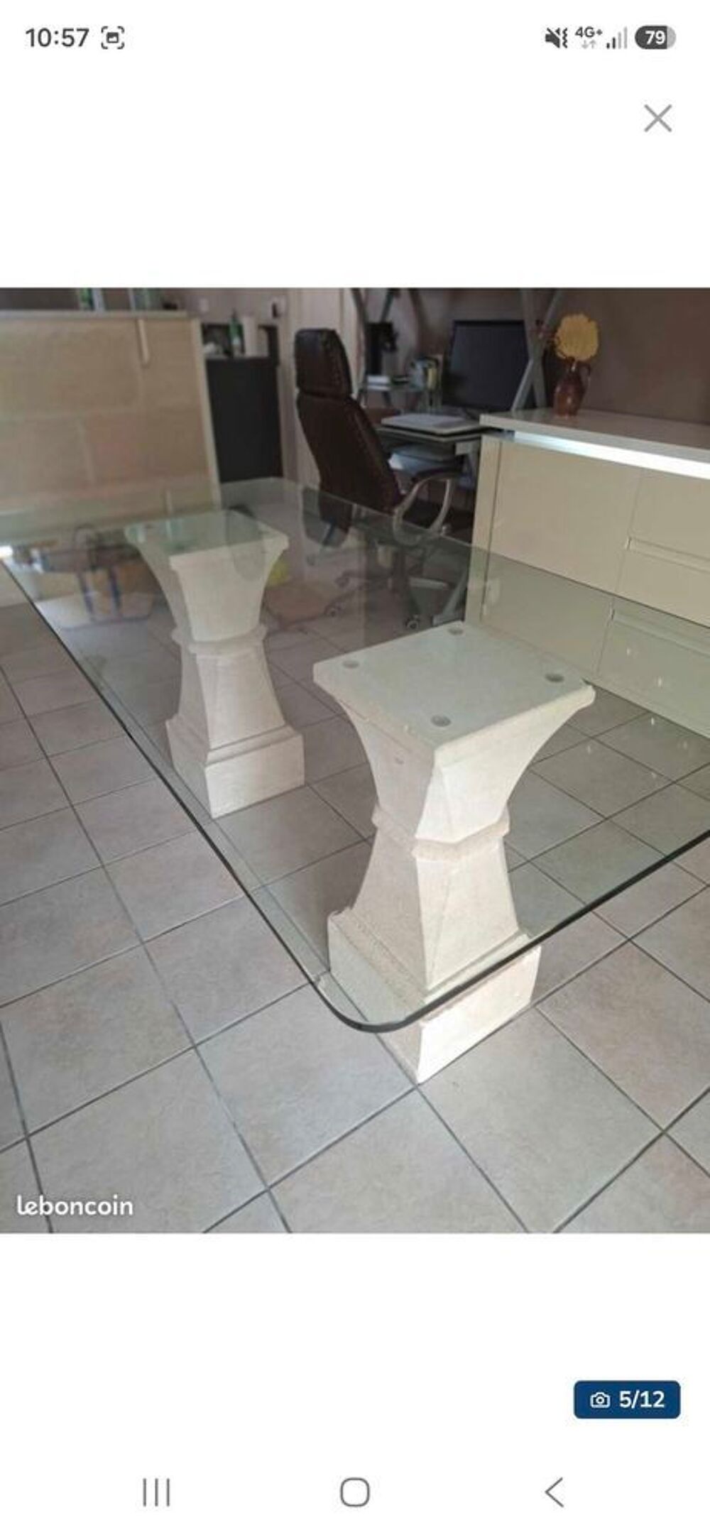 table salle &agrave; manger et 6 chaises Meubles