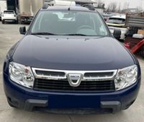 Duster 1.6 16v 105 4x2 Laur&eacute;ate 2011 occasion 83830 Bargemon