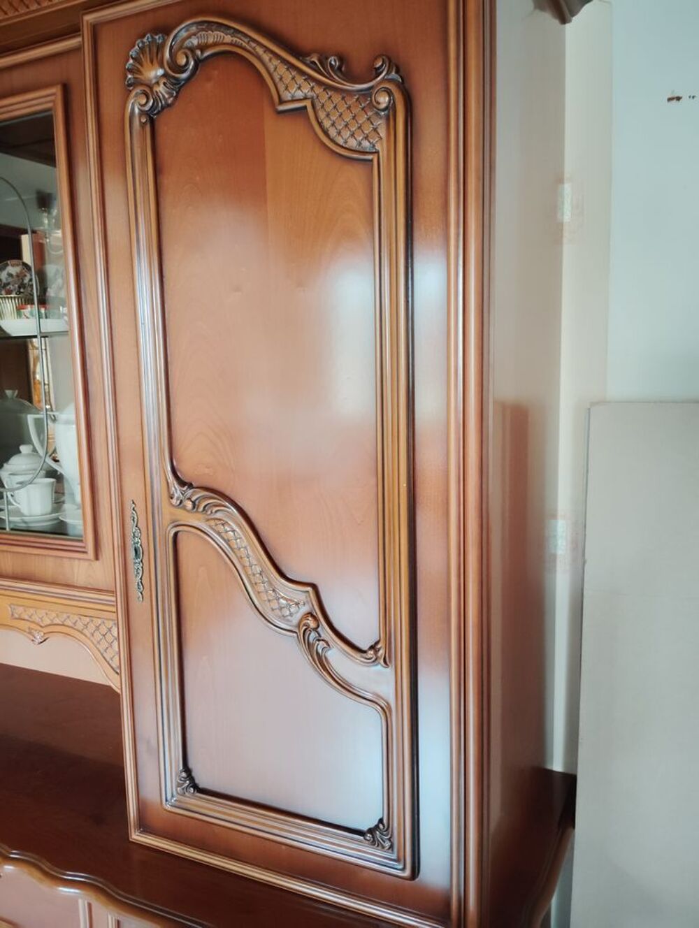 Buffet/living bois couleur merisier Meubles