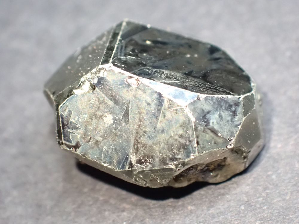 Cristal de Pyrite RARE Merelani Lelatema Simanjiro Manyara T 