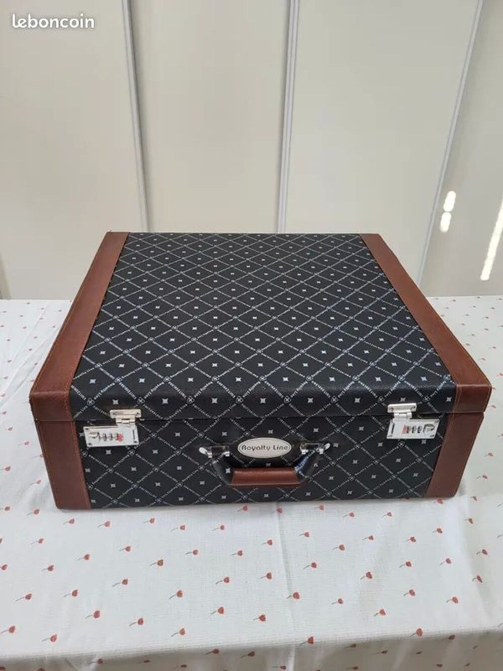 Valise, Royalty Line Suisse Maroquinerie