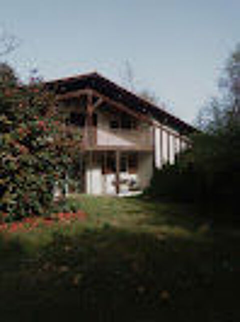   maison � propri�t� partag�e indivis , Maison - 9 pi�ce(s) - 165 m�