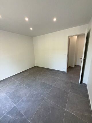  Appartement à vendre 1 pièce 27 m² Échirolles