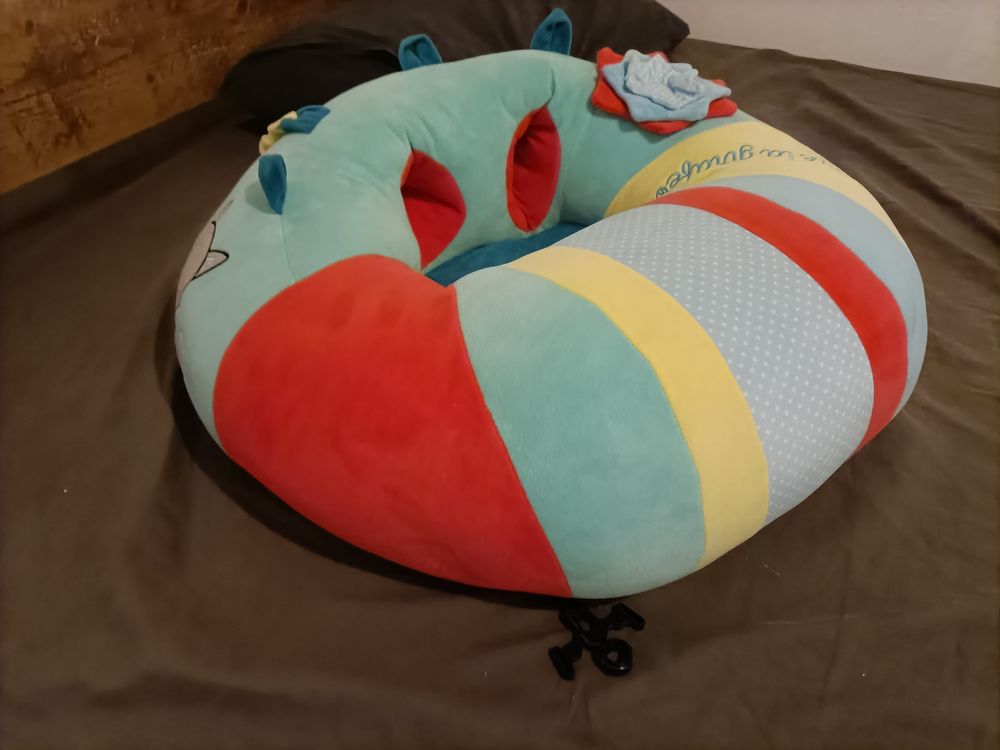 Pouf Sophie la girafe Puériculture