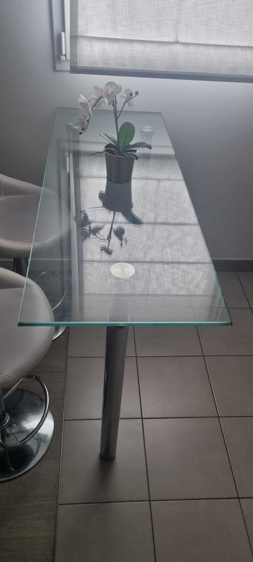 table de bar en verre tremp&eacute; Meubles