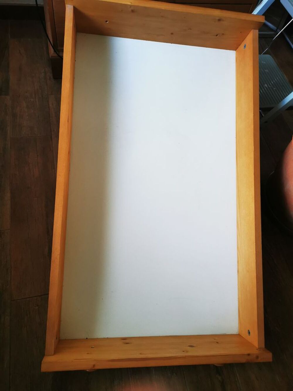 Lit simple en pin massif Meubles