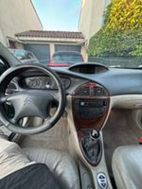 C5 2.2 HDi SX 2001 occasion 83470 Saint-Maximin-la-Sainte-Baume