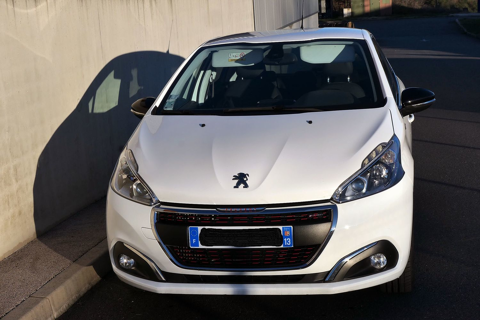 Peugeot 208 1.2 PureTech 110ch S&S BVM5 GT Line 2016 occasion Brive-la-Gaillarde 19100