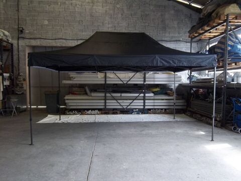 Chapiteaux pliants 3 m x 4,50 m. 300 Charantonnay (38)
