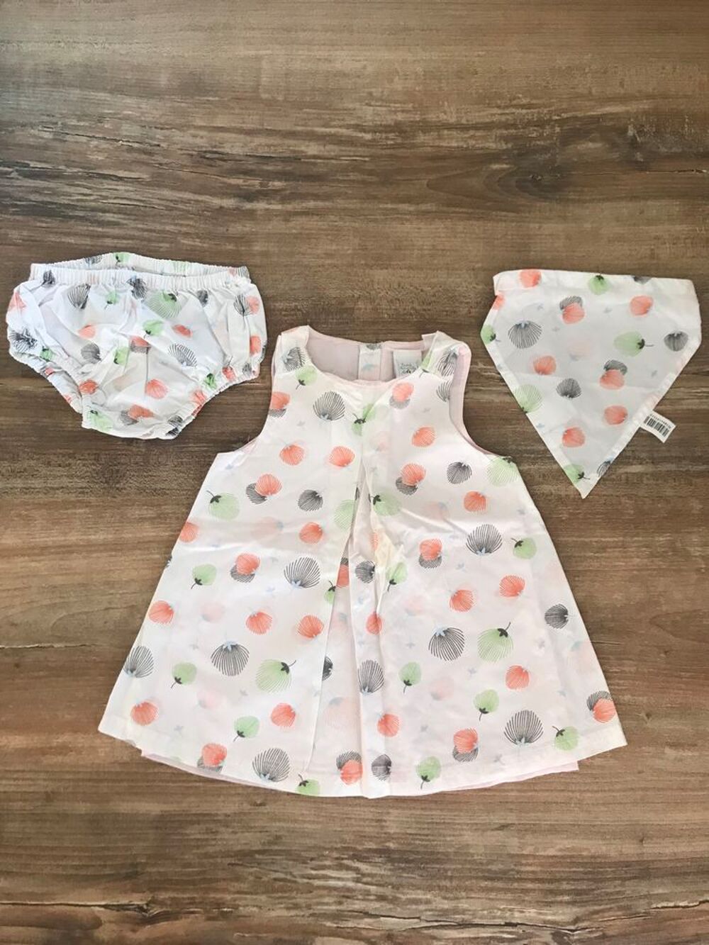 Robe/bandeau/culotte enfant fille " cadet roussell V�tements enfants