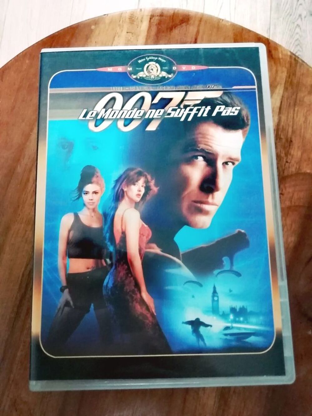 Dvd James Bond Le Monde Ne Suffit Pas DVD et blu-ray