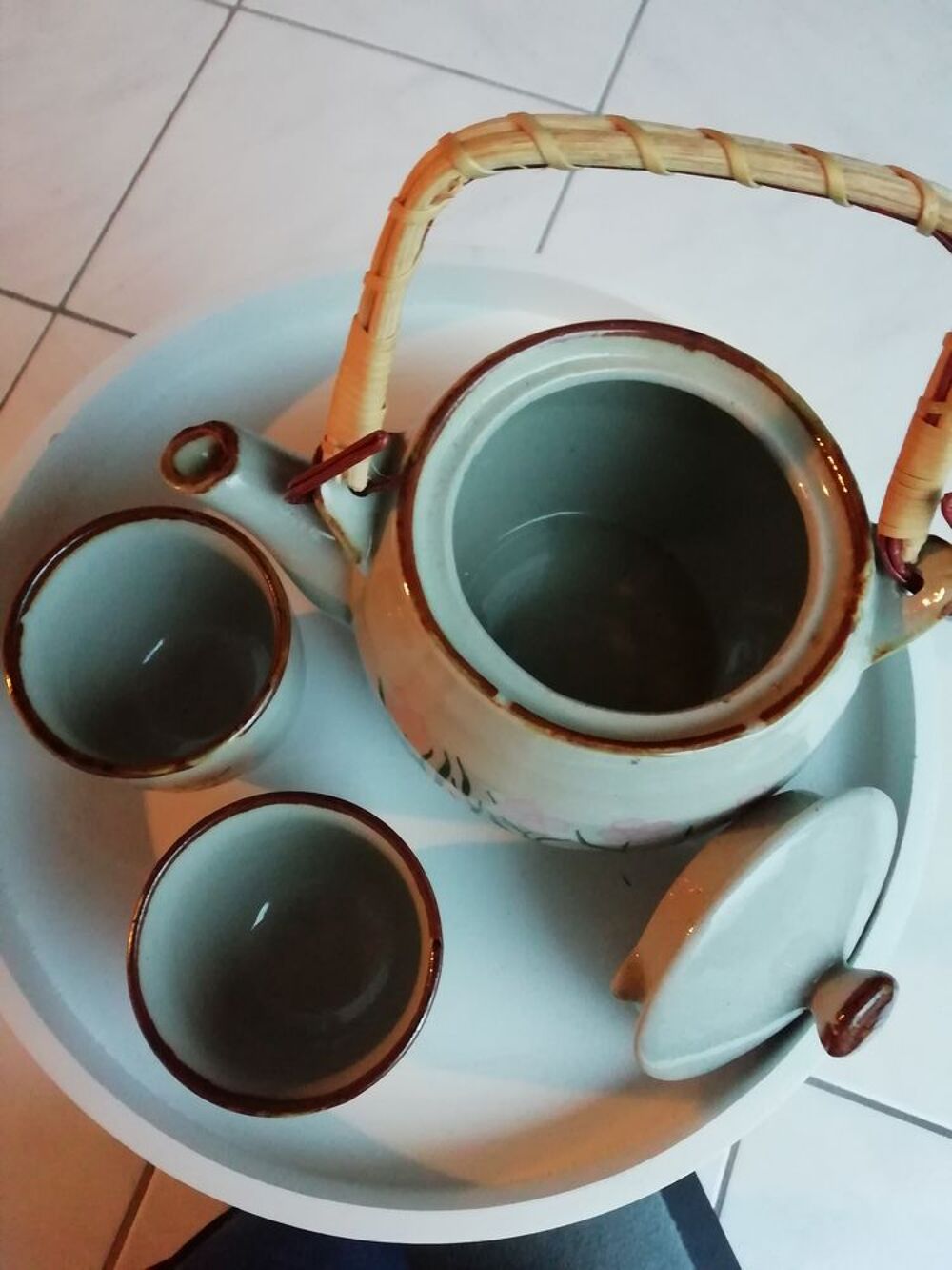 Service &agrave; th&eacute; Cuisine