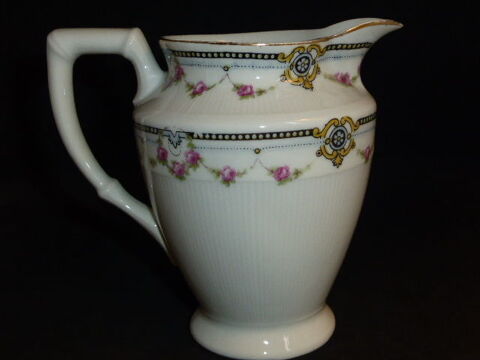 Pot à lait Porcelaine Limoges décor guirlande fleurs 7 Rueil-Malmaison (92)