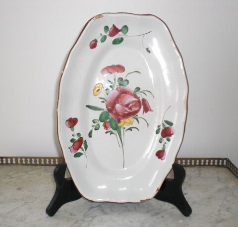 petit  plat ovale Lunville 140 Nevers (58)