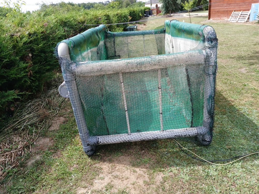 vivier flottant. Jardin